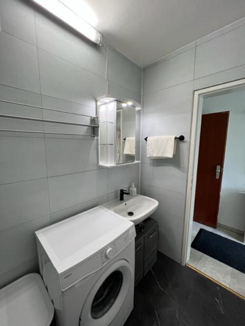 Ruhiges Und Klimatisiertes Apartment Štutgart Exteriér fotografie